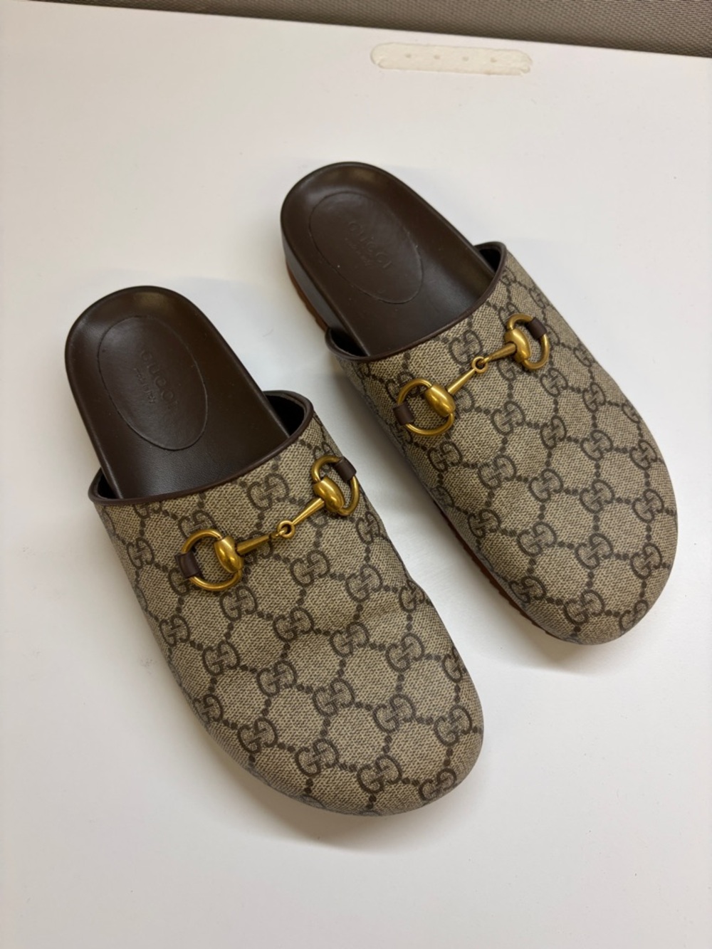 Gucci Women's mule with Horsebit - Picture 4 of 7